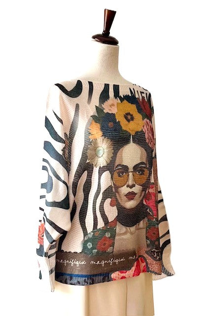 Italian Knit Sweater, Frida with Glasses