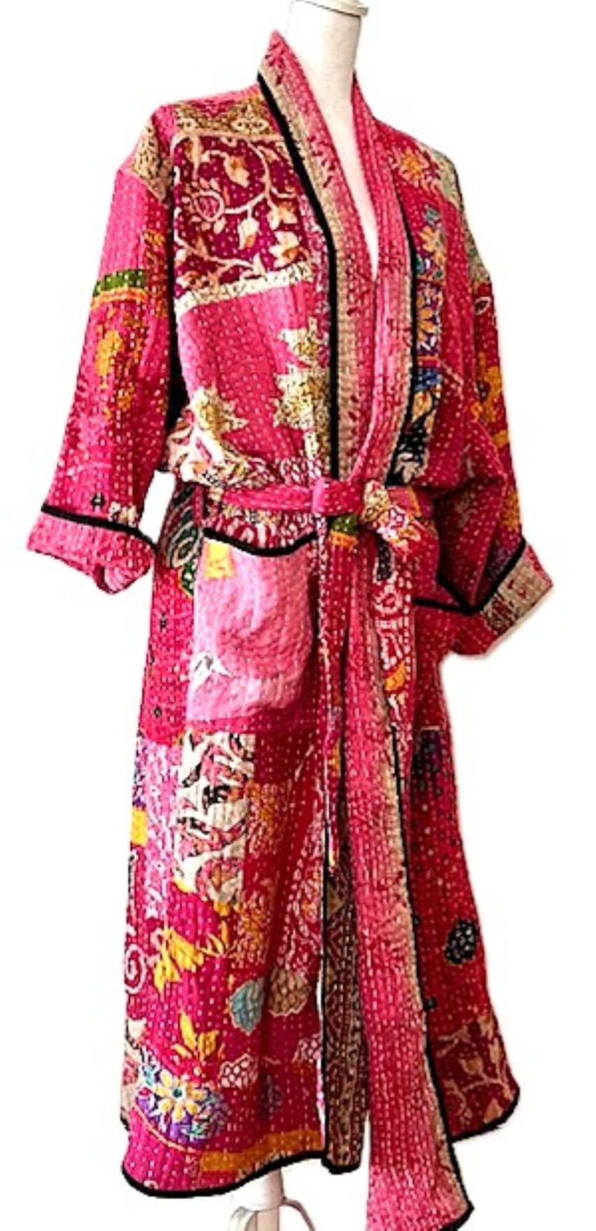 Long Patchwork Cotton Kimono With Kantha Embroidery. Pink