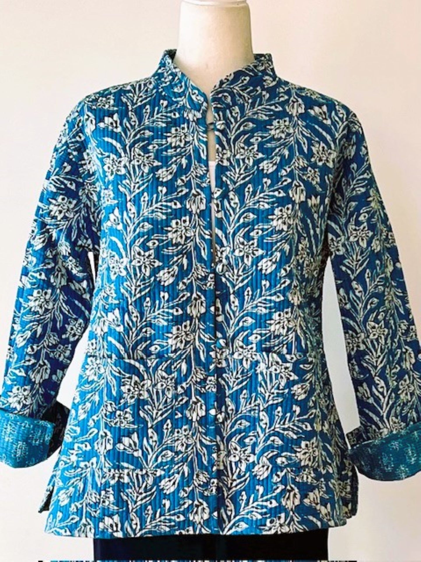 Luxe Cotton Quilted Womens Jacket, Fully Reversible (Blue)