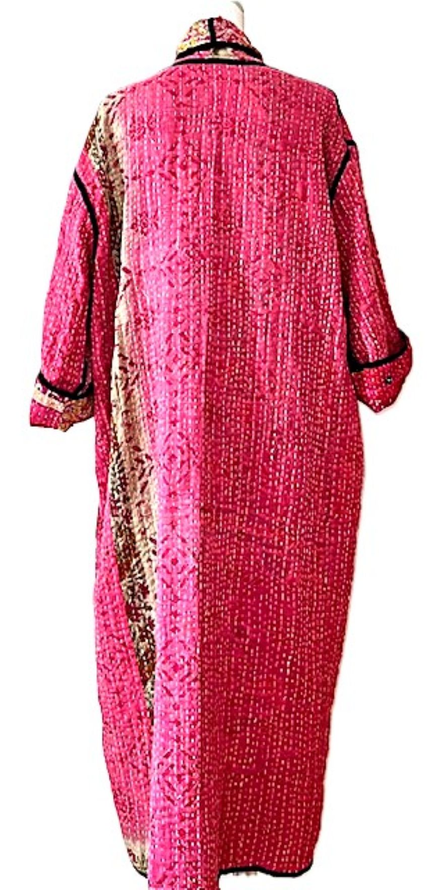 Long Patchwork Cotton Kimono With Kantha Embroidery. Pink