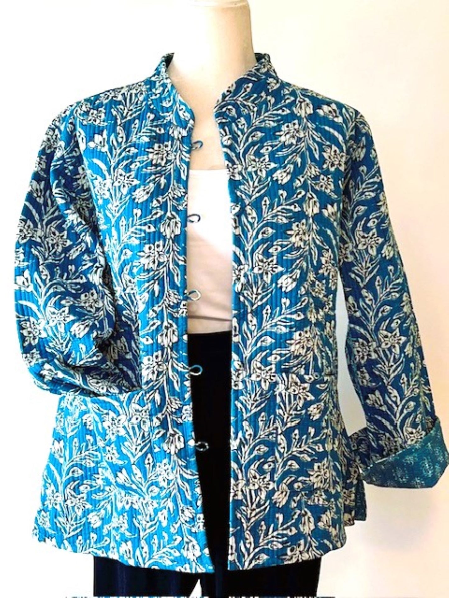 Luxe Cotton Quilted Womens Jacket, Fully Reversible (Blue)