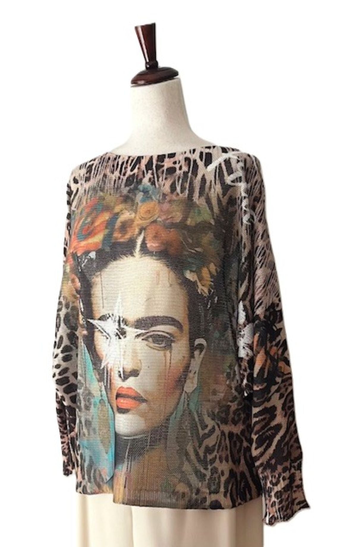 Italian Knit Sweater, Great Color and Light Weight (Frida Leopard)