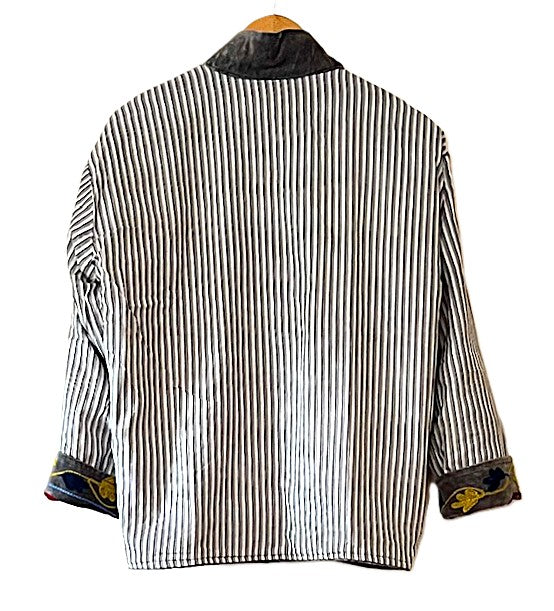 Jacket, Handmade Suzani Velvet Fully Reversible Jacket: Embroidered Folk Art (Gray)