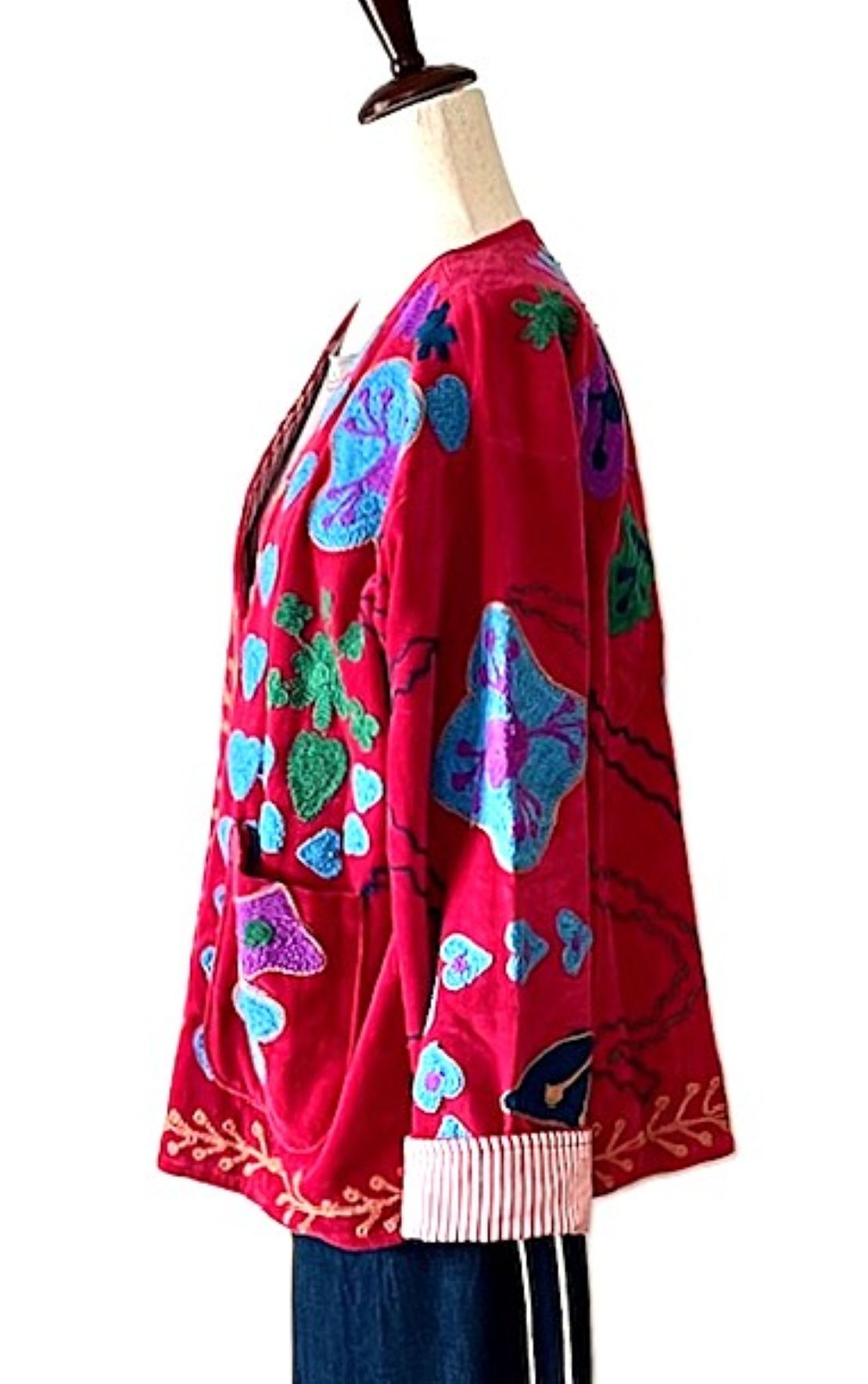 Jacket, Handmade Suzani Velvet Fully Reversible Jacket: Embroidered Folk Art Coat(Red)