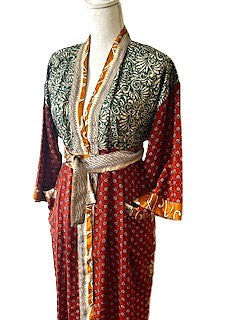 Top of the Line Silk Kimono Duster, Dramatic Abstract Print. Elegant (Rust)