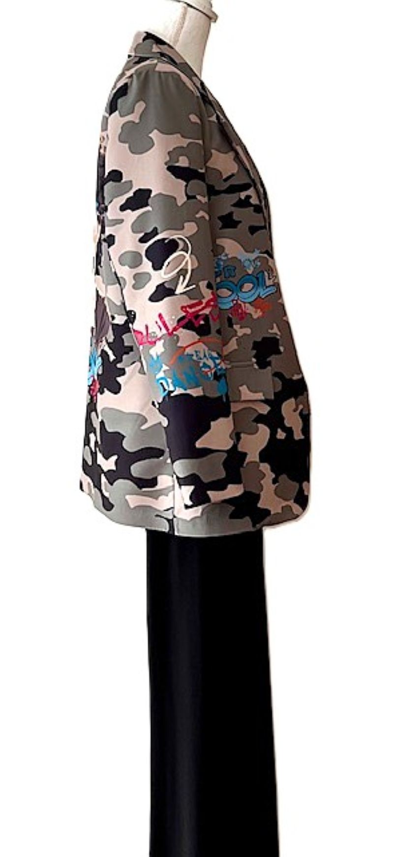 Contemporary Italian Disco Lady Camouflage Print Blazer