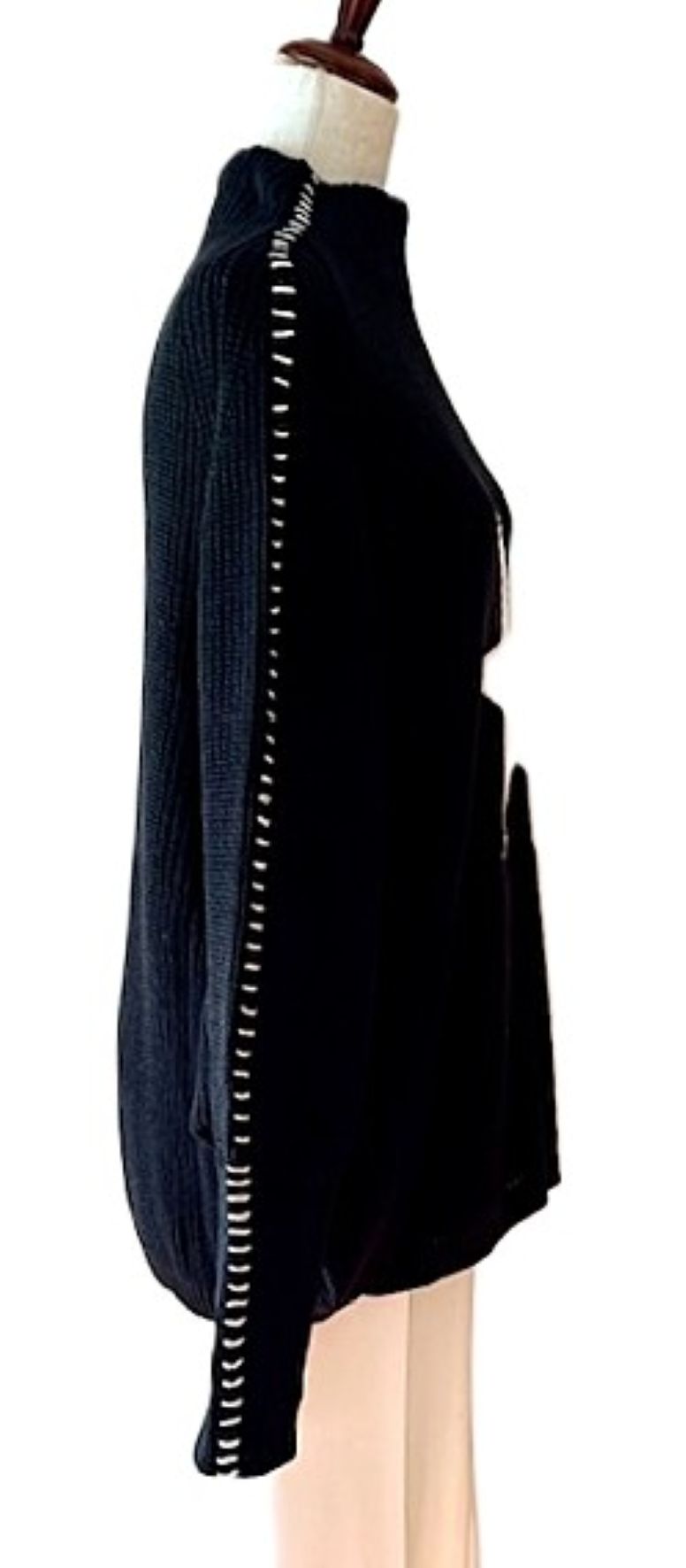 Top, Oversized Star Sweater Tunic with Side Stitch (Black)