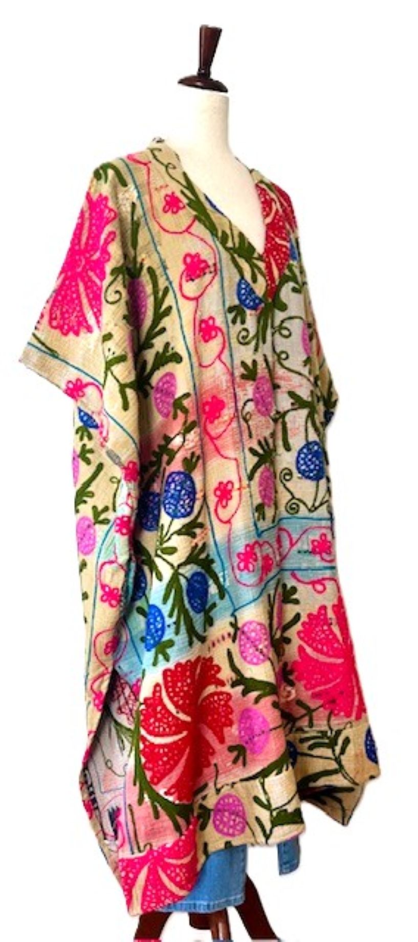 Kantha Bae New Suzani Muu (Sand)