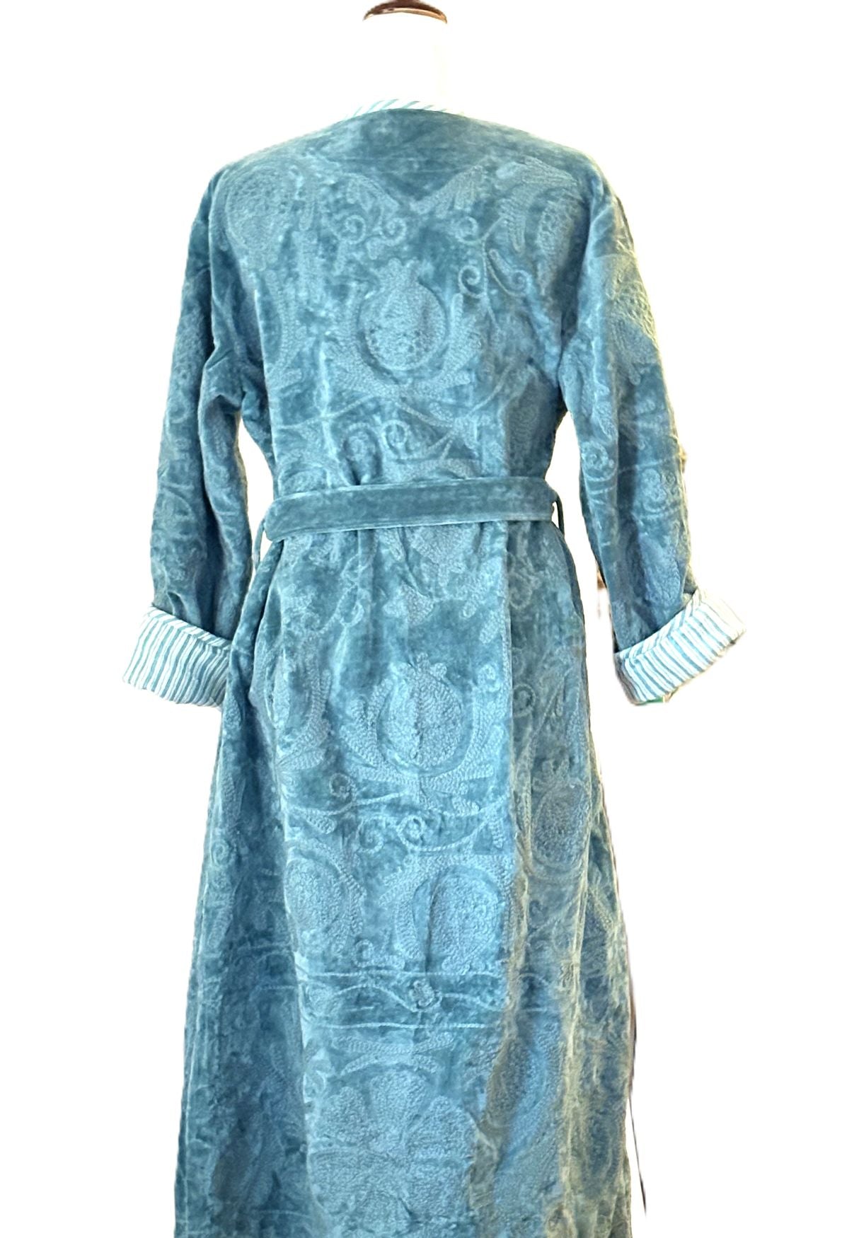 Jacket: Midi Embroidered Velvet Suzani Top Coat Is Impressive, Color (Aquamarine)