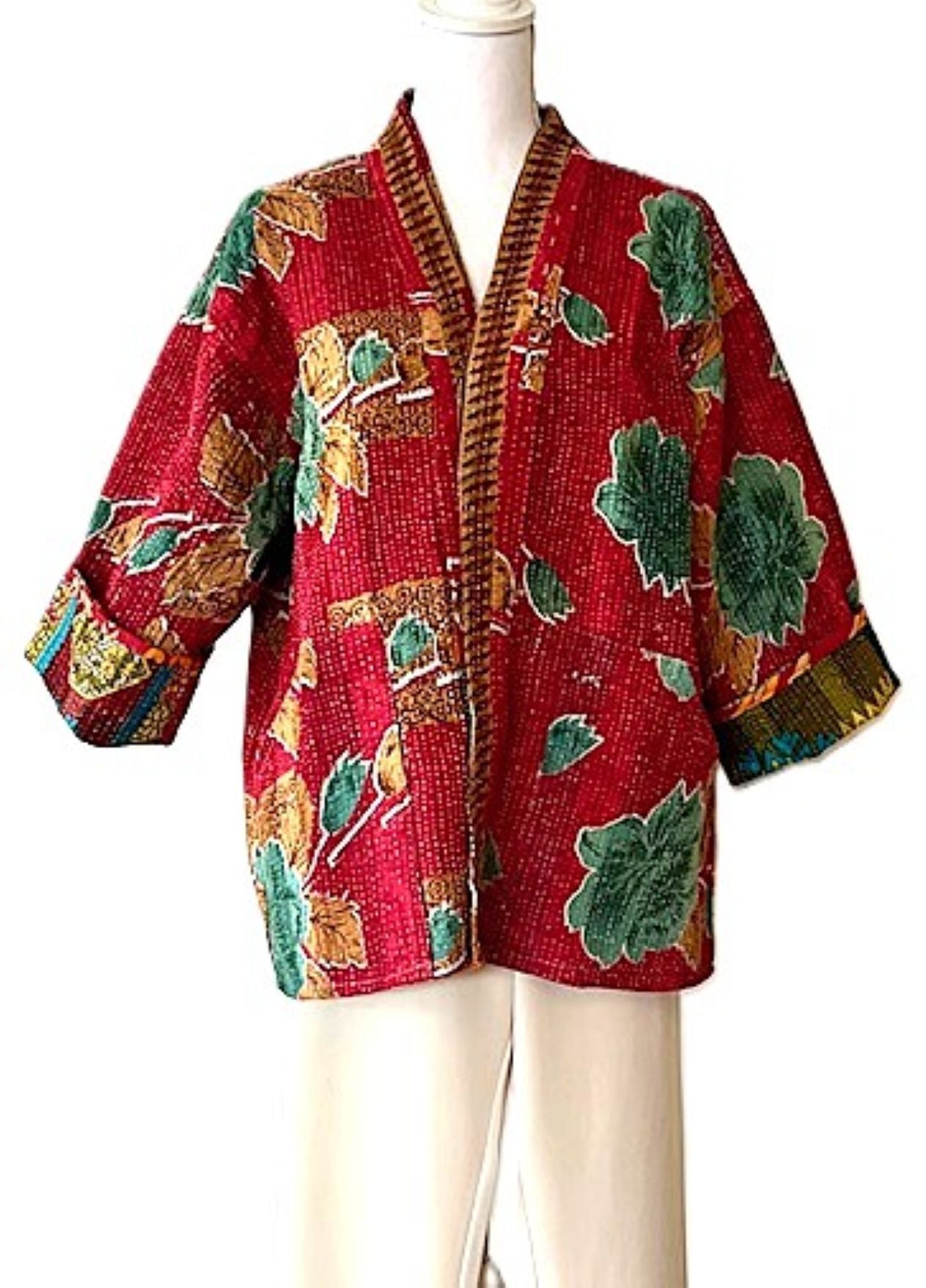 Fully Reversible Short Quilted Jacket With Kantha Stitching. (Red)
