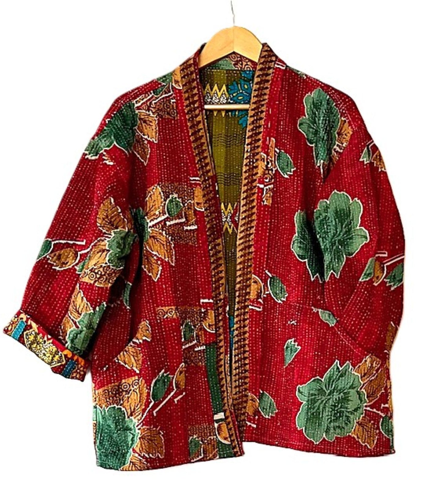 Fully Reversible Short Quilted Jacket With Kantha Stitching. (Red)