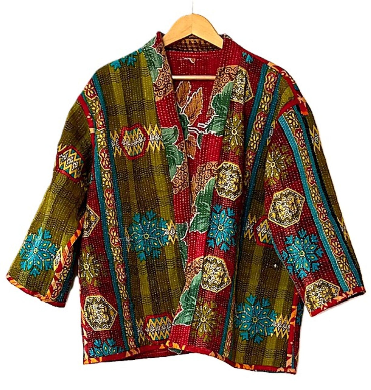 Fully Reversible Short Quilted Jacket With Kantha Stitching. (Red)