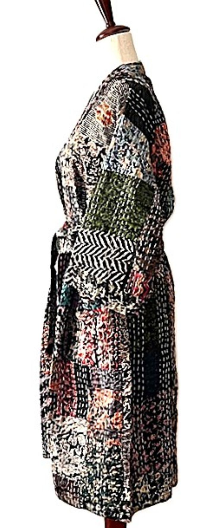 Spectacular Short Designer Patchwork Silk Kimono. Knock Out Color Blend. (Charcoal)