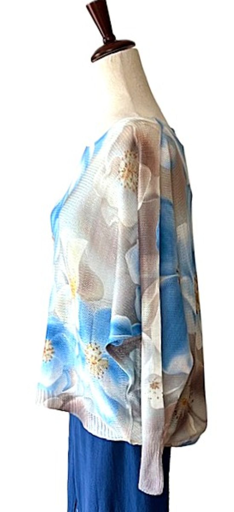 Italian Knit Coblu Blue Floral Round Knit Printed Sweater (Soft Blue)