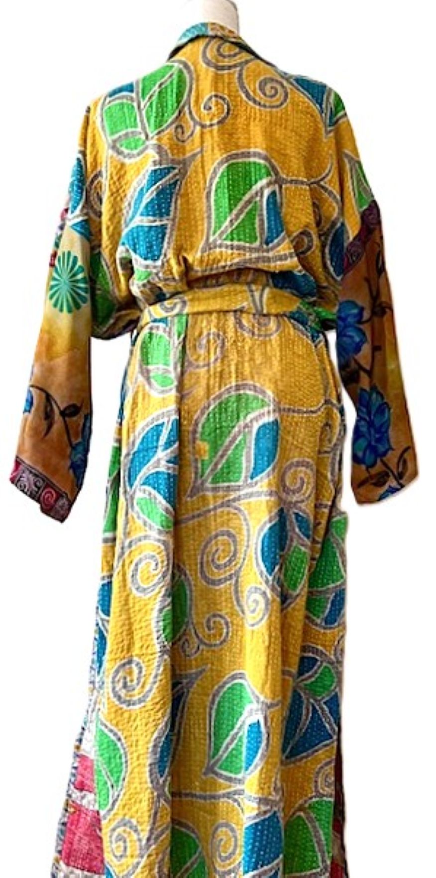 Kantha Bae Majestic Kimono Is It, Abstract (Aqua Floral)