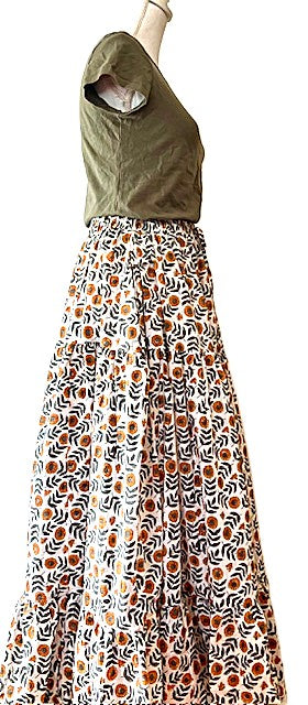 Skirt: Long Cotton Tiered Skirt with Pockets is a must in your wardrobe (Flowers)