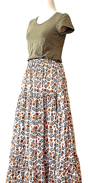 Skirt: Long Cotton Tiered Skirt with Pockets is a must in your wardrobe (Flowers)