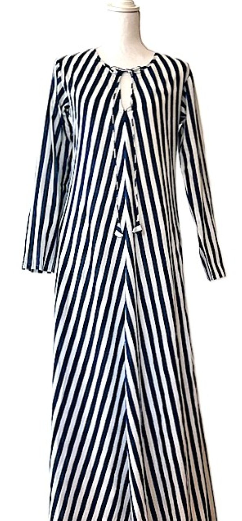 Long Cotton Block Print Stripe Dress Is A Tailored Classic (Navy and White)