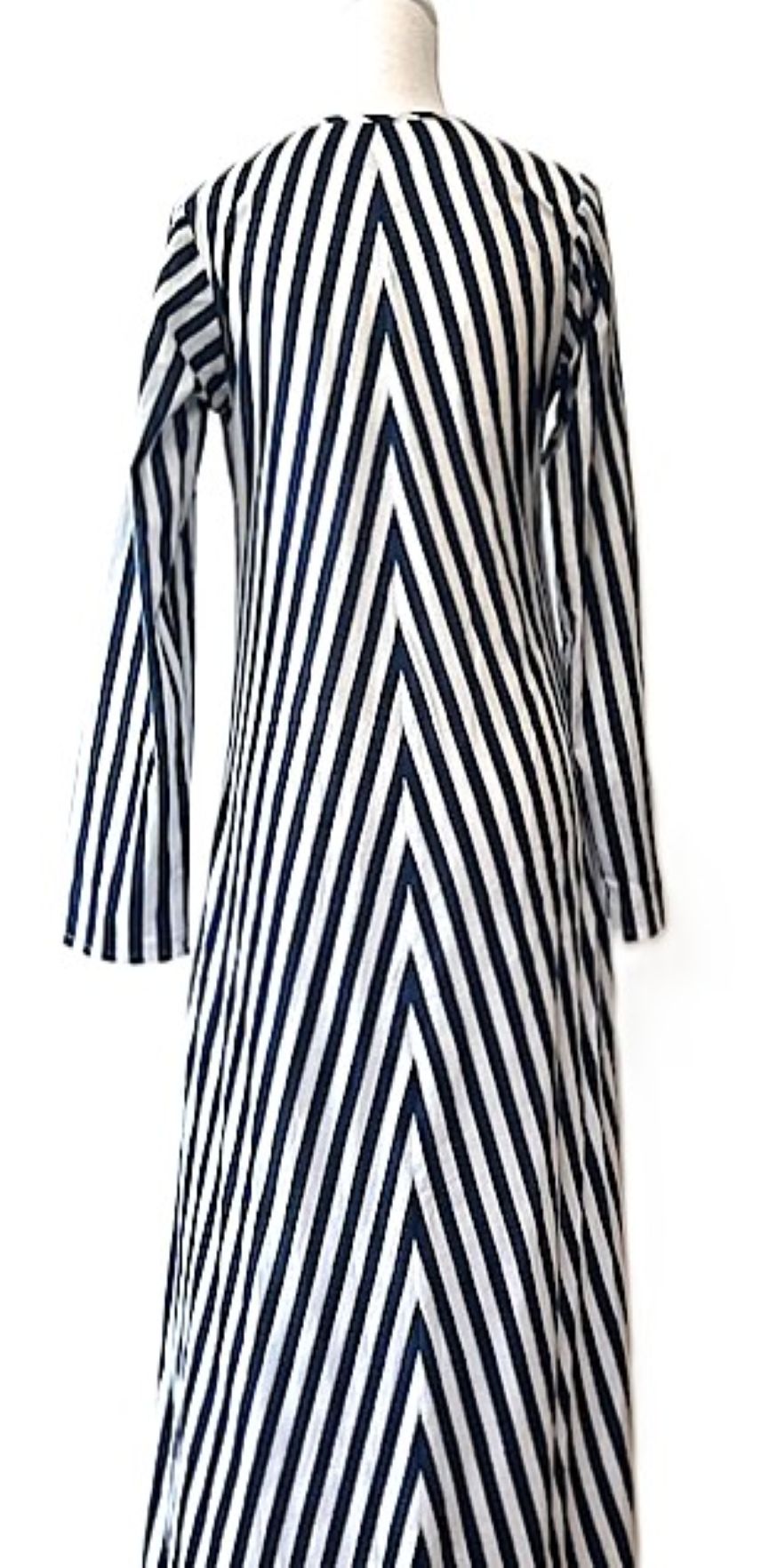 Long Cotton Block Print Stripe Dress Is A Tailored Classic (Navy and White)