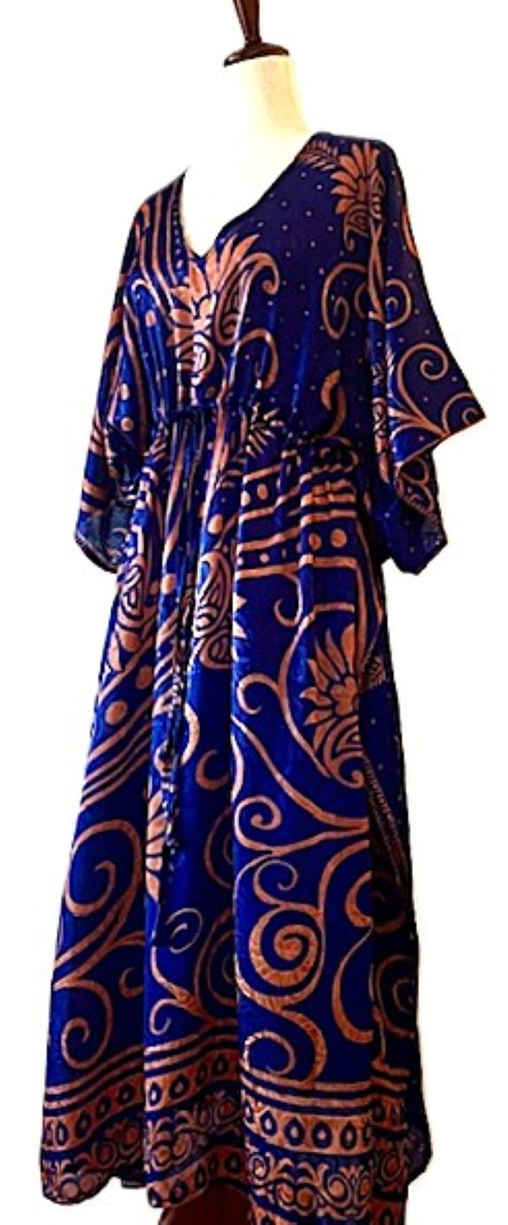 Handmade Silk Caftan: Dramatic Long Abstract Patterned Float With A Drawstring Waist. Purple