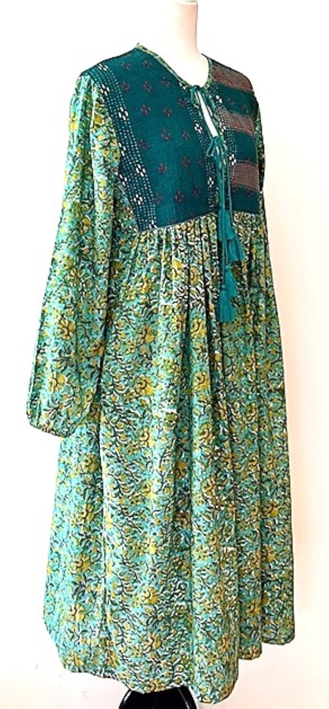 Embroidered Cotton Panel Dress Slims And Highlights The Figure (Emerald)