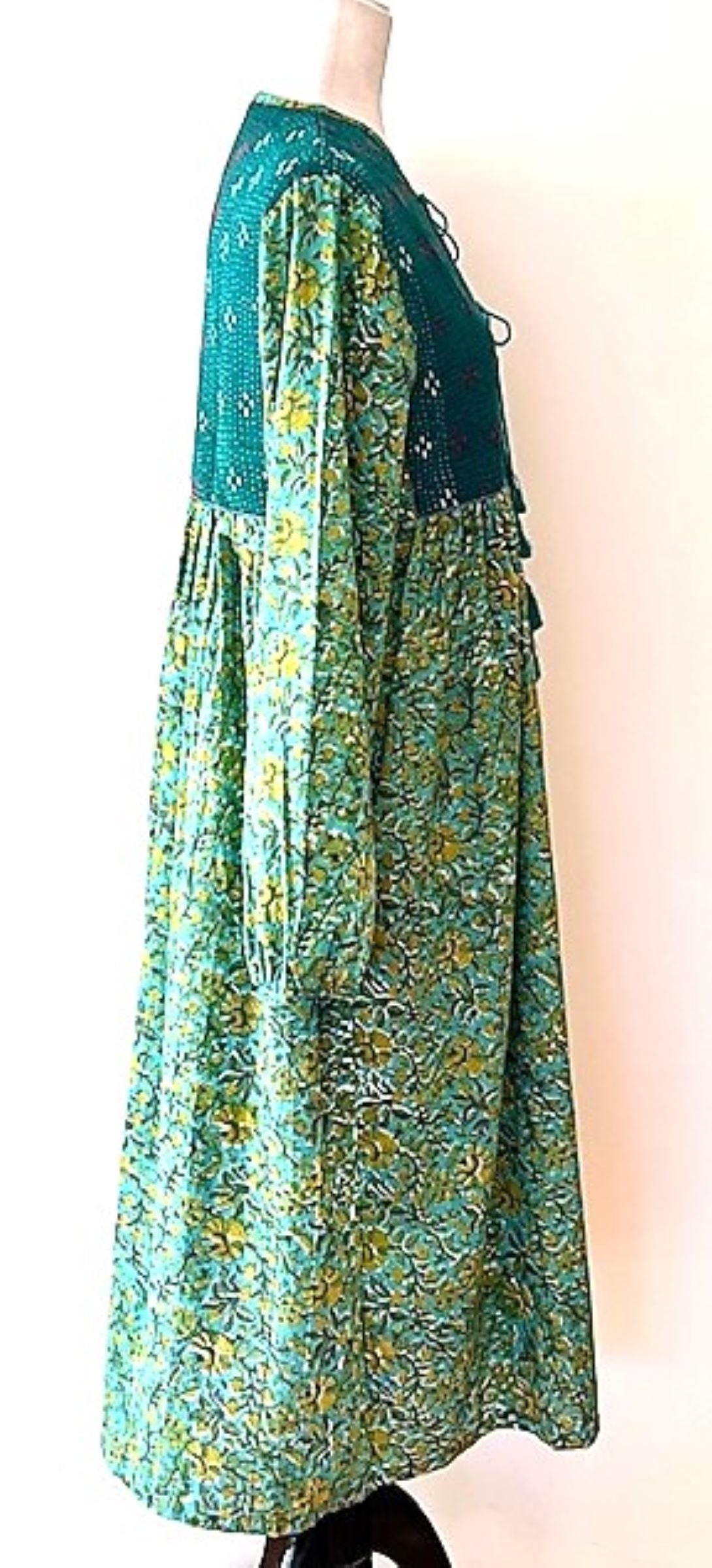 Embroidered Cotton Panel Dress Slims And Highlights The Figure (Emerald)