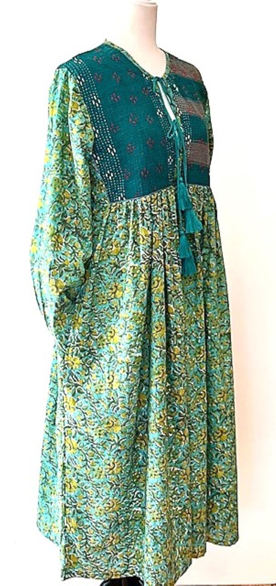 Embroidered Cotton Panel Dress Slims And Highlights The Figure (Emerald)