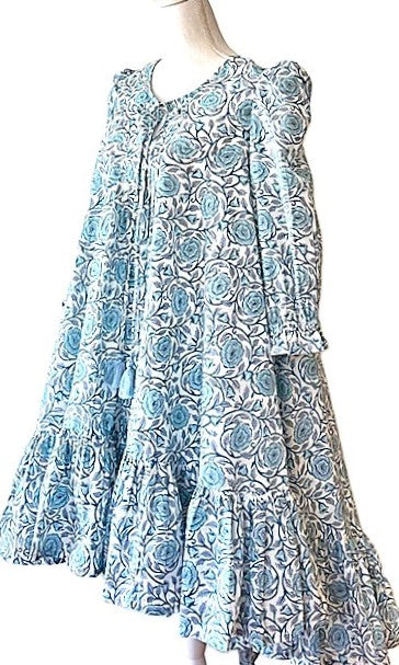 Maxi High Low Dress With Flared Skirt Is Elegant. (Dusty Blue)