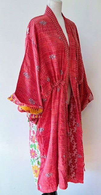 Kantha Bae Dreamweaver Kimono Is A Statement Piece. (Pink)