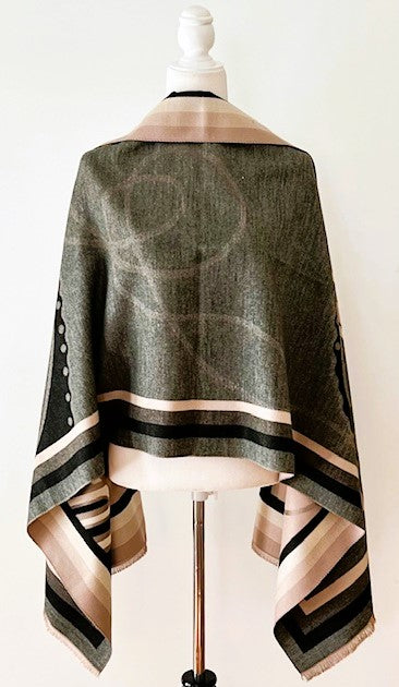 Black and Gray Mane Reversible Wrap – Artisan Shawl