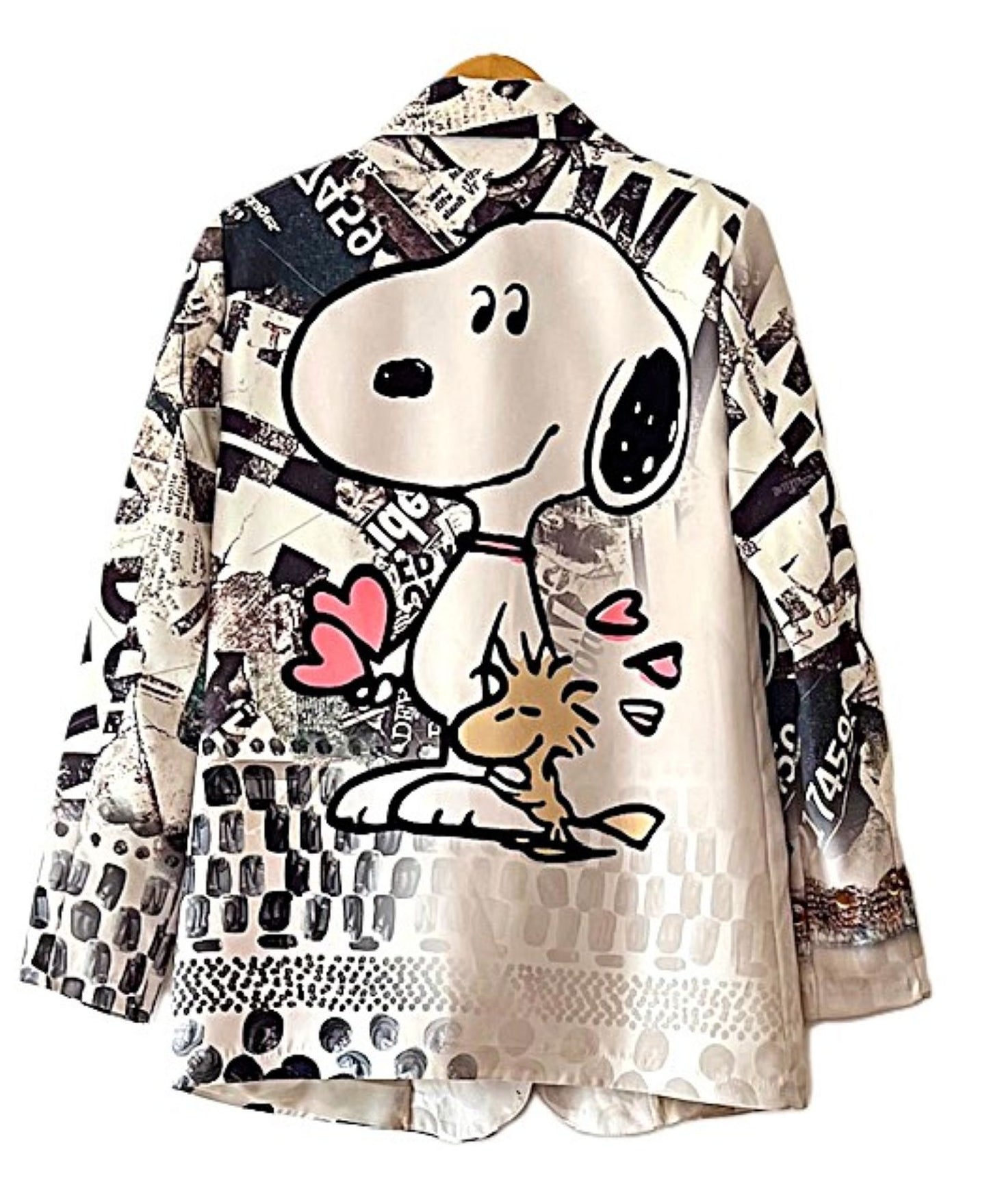 Contemporary One Size Italian "Snoopy" or Peanuts Printed Blazer (2 Choices).