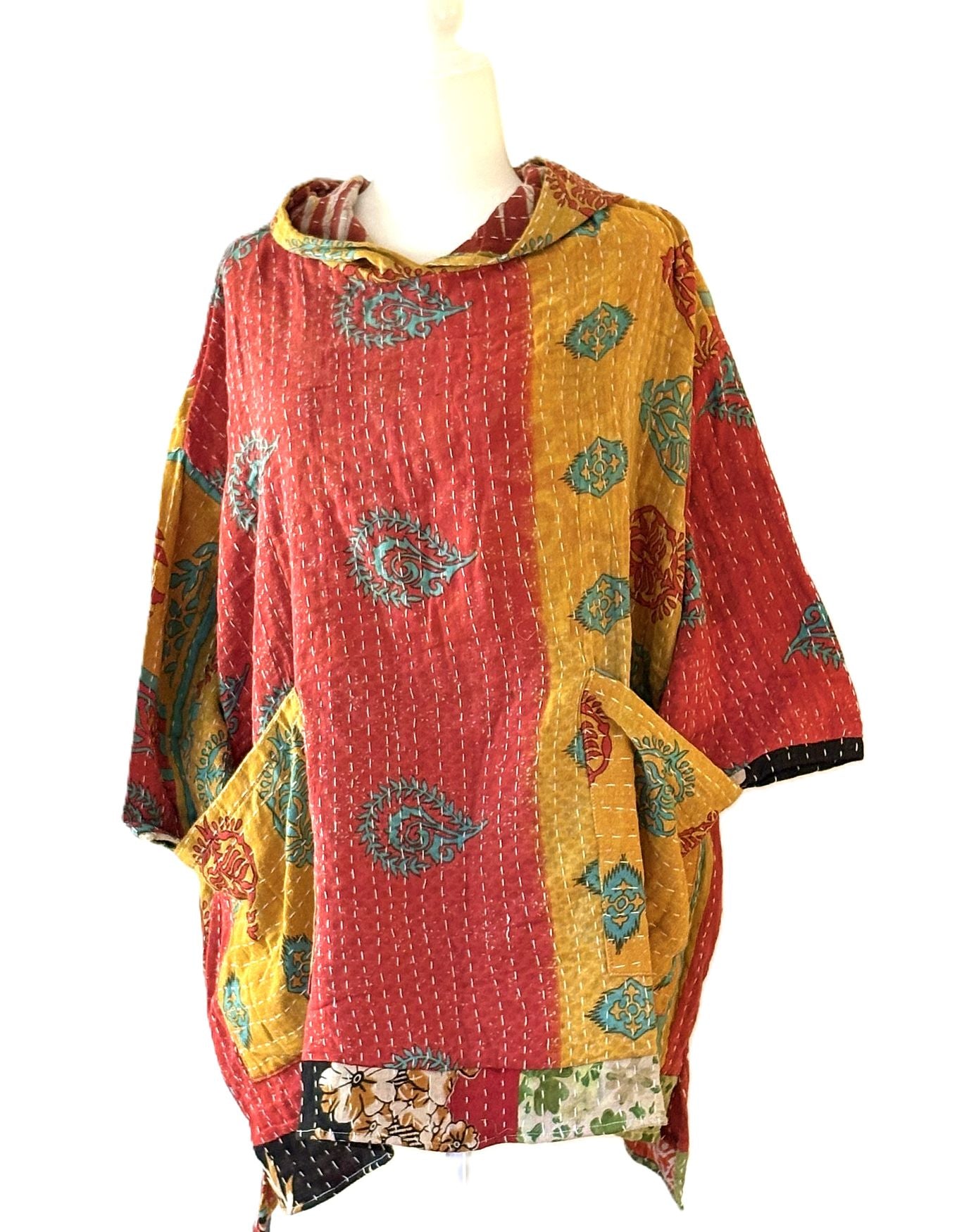 Kantha Bae Dream Lightweight Hoodie Pullover. (Red floral)