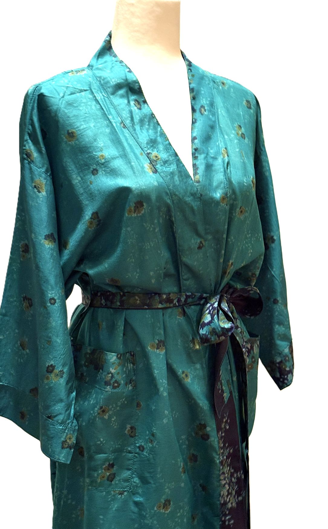 Signature Collection, Captivating Long Silk Kimono Duster. (Teal)