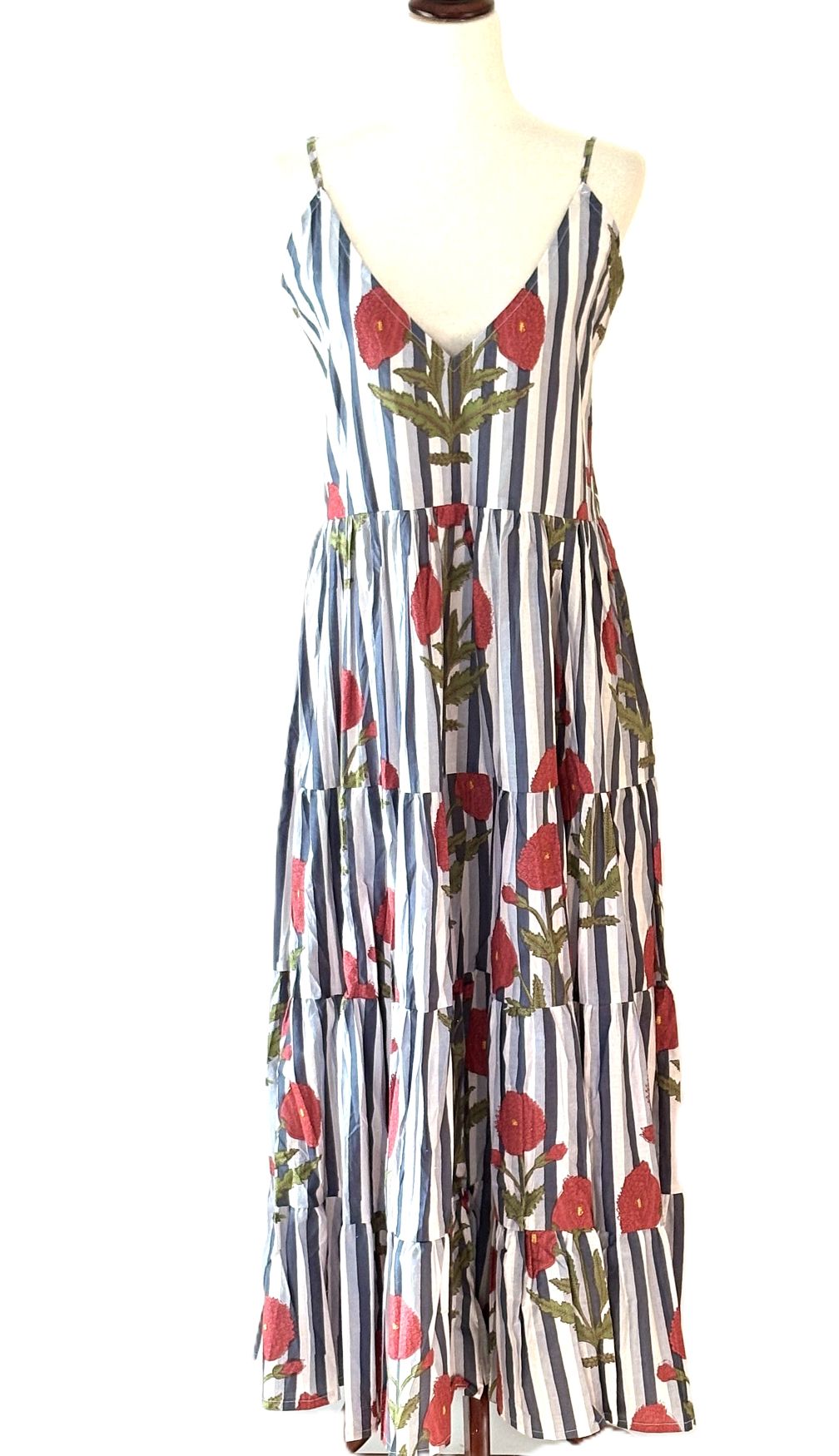 Dresses, Strappy Tiered Midi Length Floral On Stripe Is A Favorite