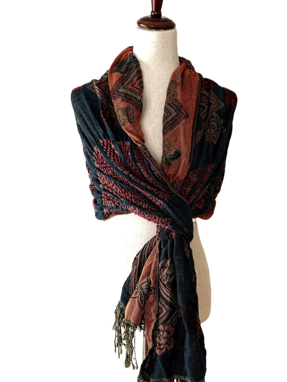 Wraps, Pashmina Ruffle Shawl, Creative And Unusual. (3 Colors)