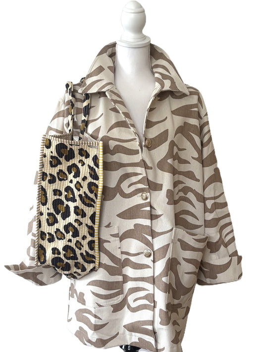 Jacket,  Short Classic Top In Leopard.  So Chic.