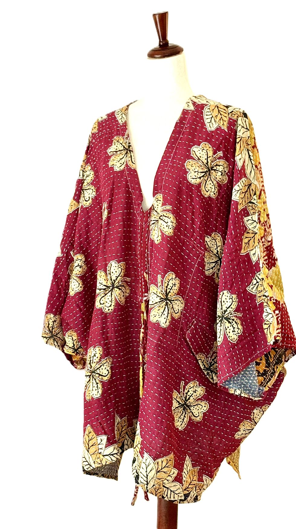 Kantha Bae Shortie Moondance Muu (Dark Floral)