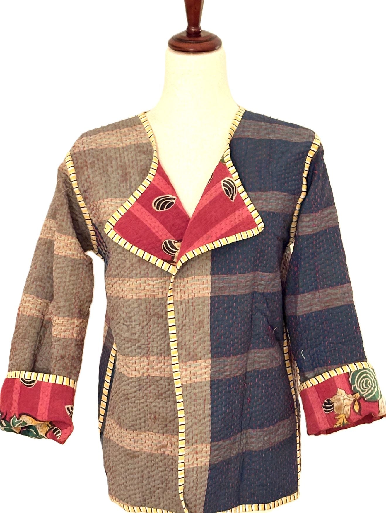 Jackets, Fully Reversible Short Quilted Jacket With Kantha Stitching. (Red)