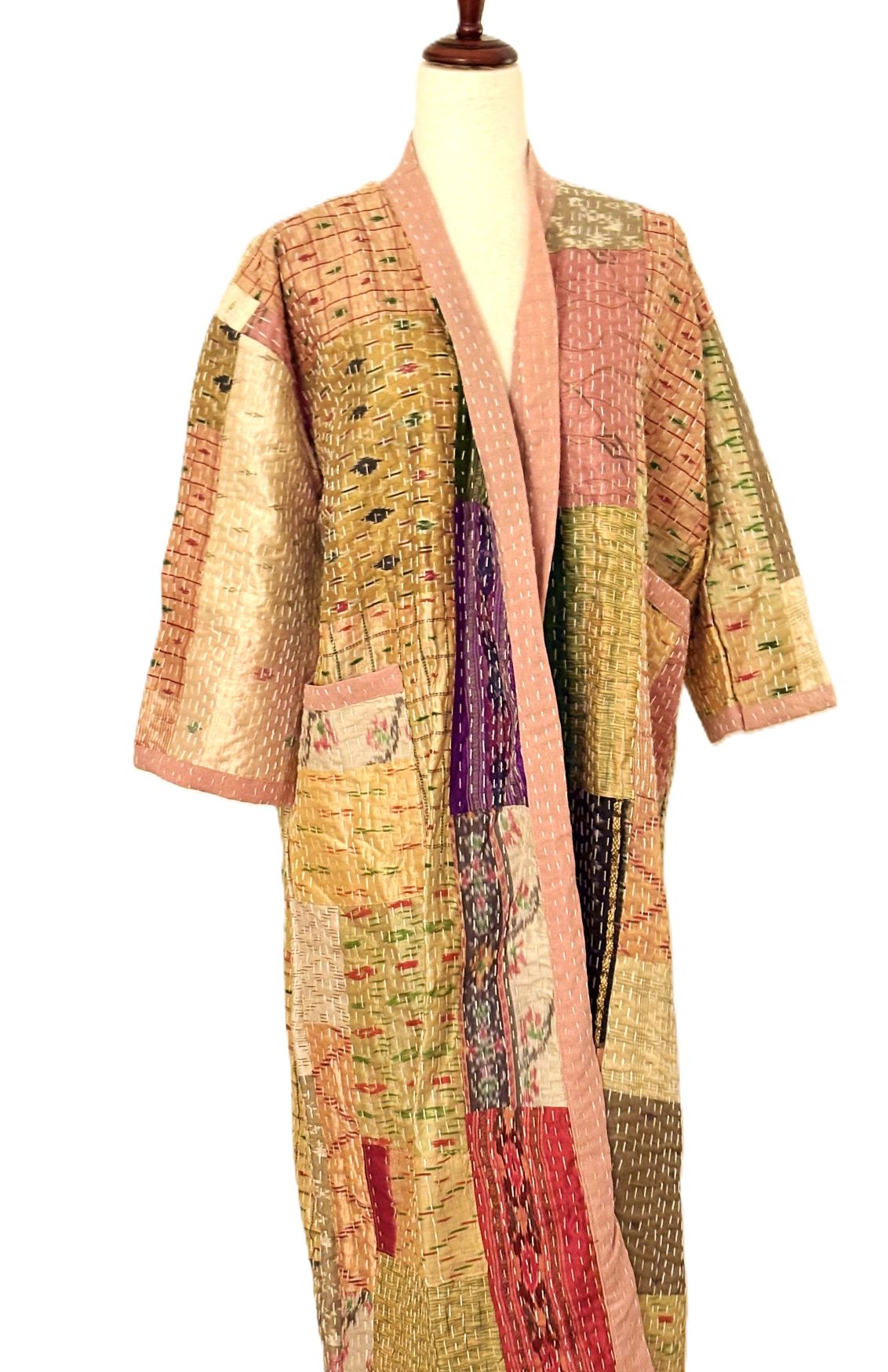 Long Patchwork Silk Kimono With Kantha Embroidery. (Beige).