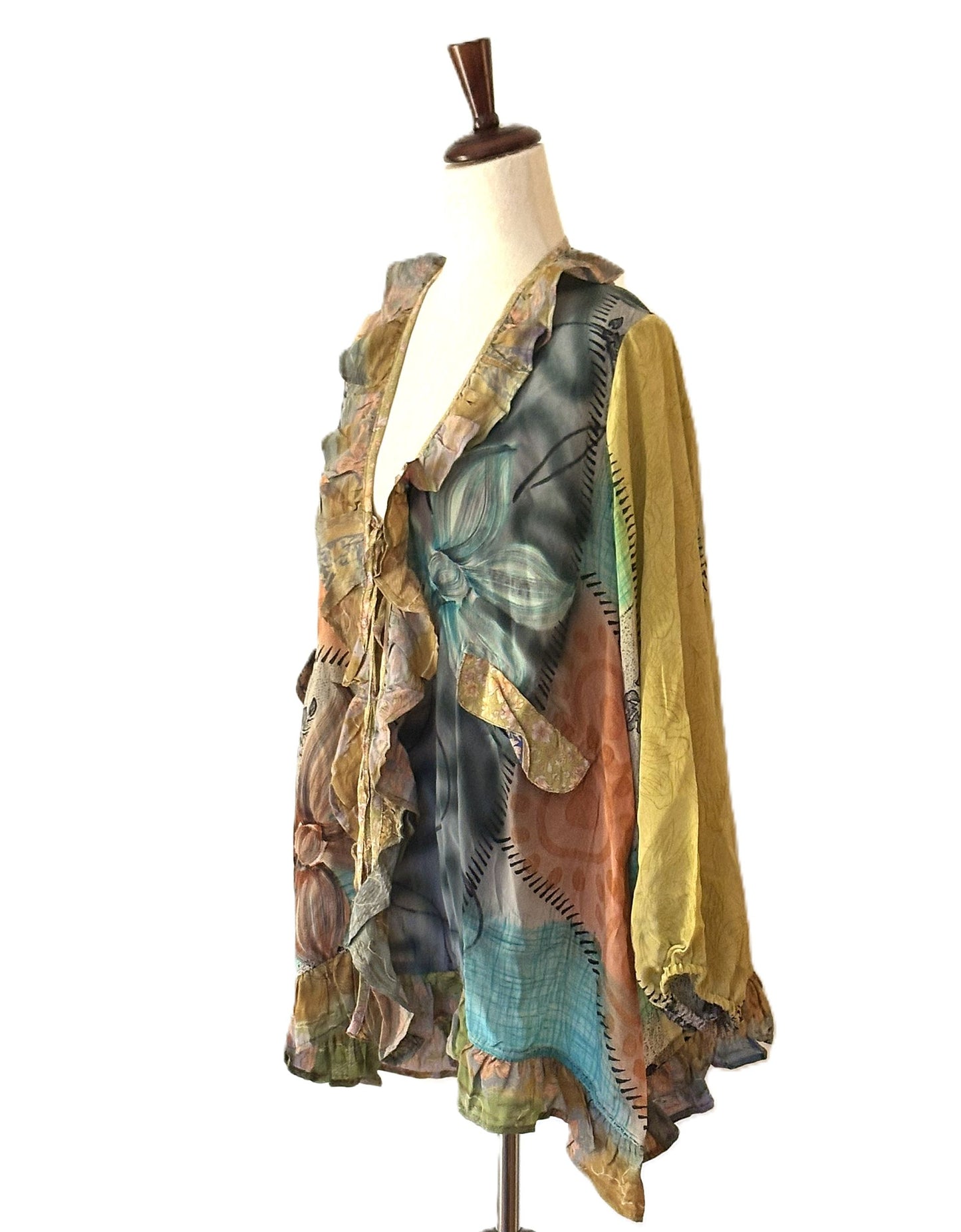 Kantha Bae Crepe Sari Ruffle Daisy Blouse (Mixed print)