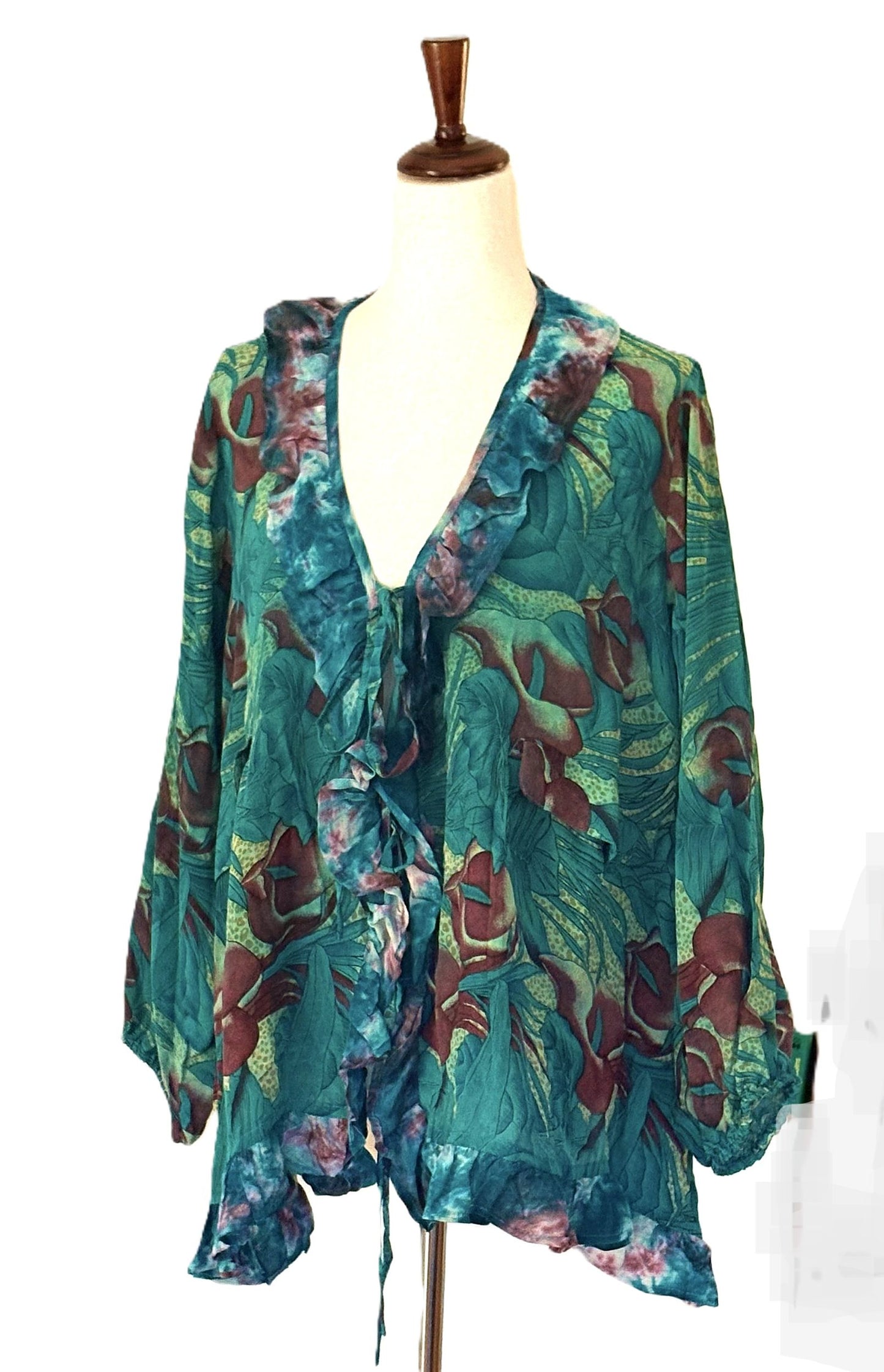 Kantha Bae Crepe Sari Ruffle Daisy Blouse (Turquoise)