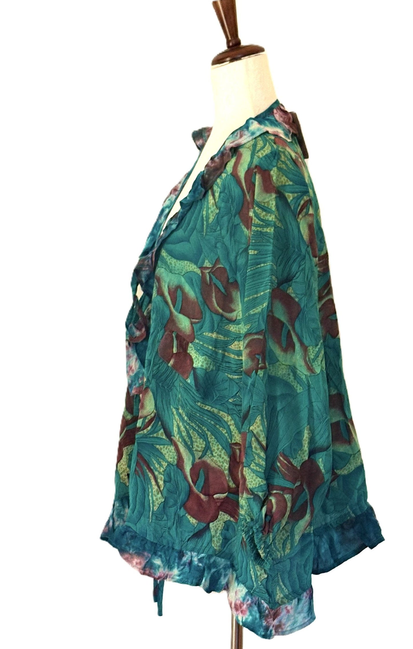 Kantha Bae Crepe Sari Ruffle Daisy Blouse (Turquoise)