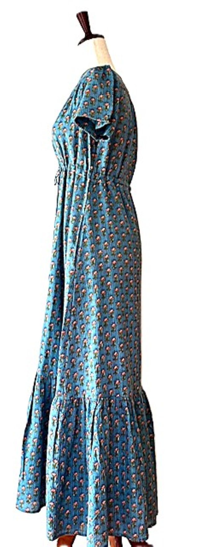 Maxi Length Cap Sleeve Dress Is Tailored And Refreshing. (Aqua)