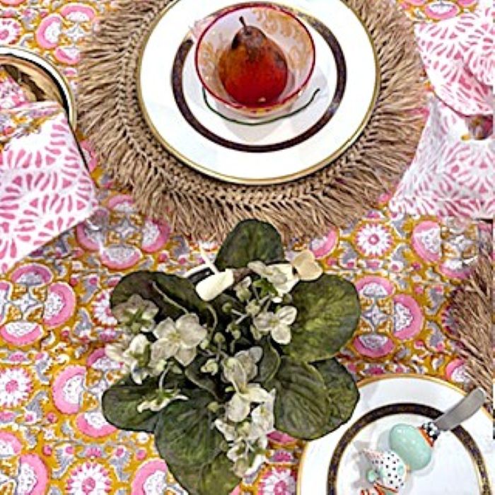Table, Handmade Block Print Cotton Tablecloth With 6 Napkins: Bright Abstract Floral (60 X 90)