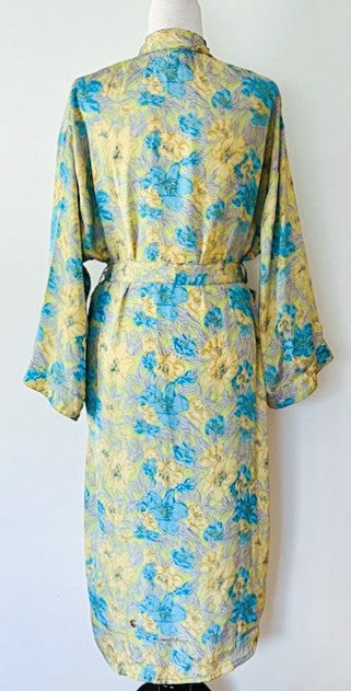 Wrap Silk Duster Kimono Is Soft and Feminine (Aqua)