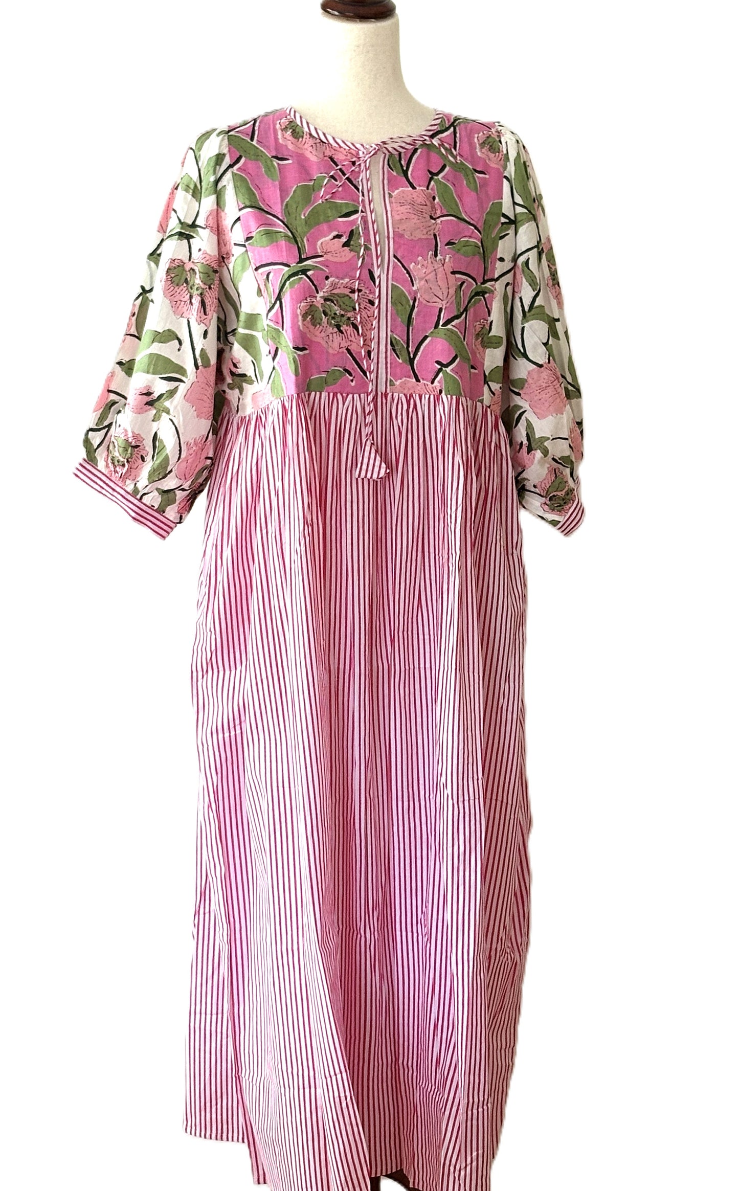 Dresses: Smart, Timeless And Fashionable Classic Striped and Floral Print (Pink)