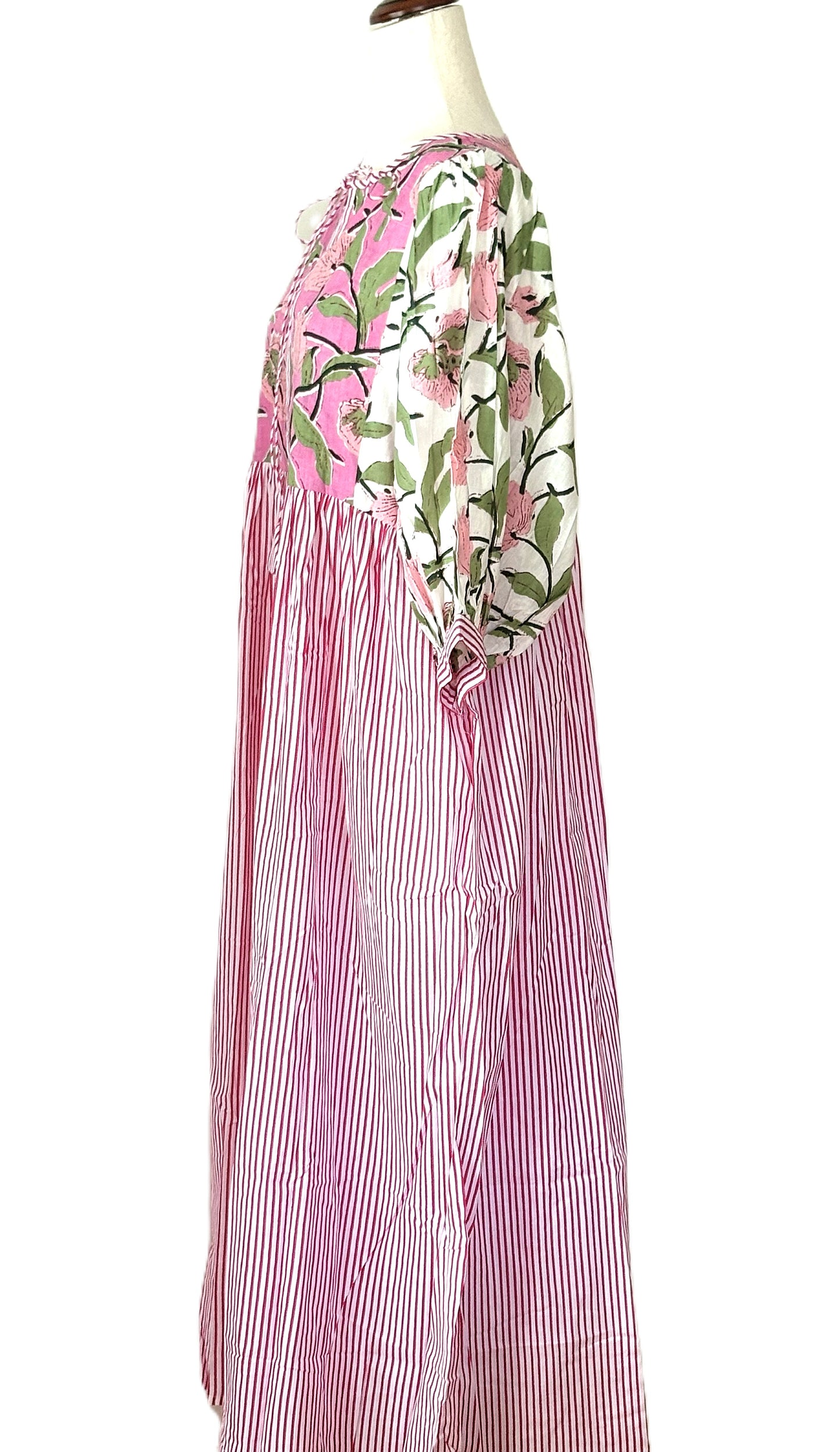 Dresses: Smart, Timeless And Fashionable Classic Striped and Floral Print (Pink)