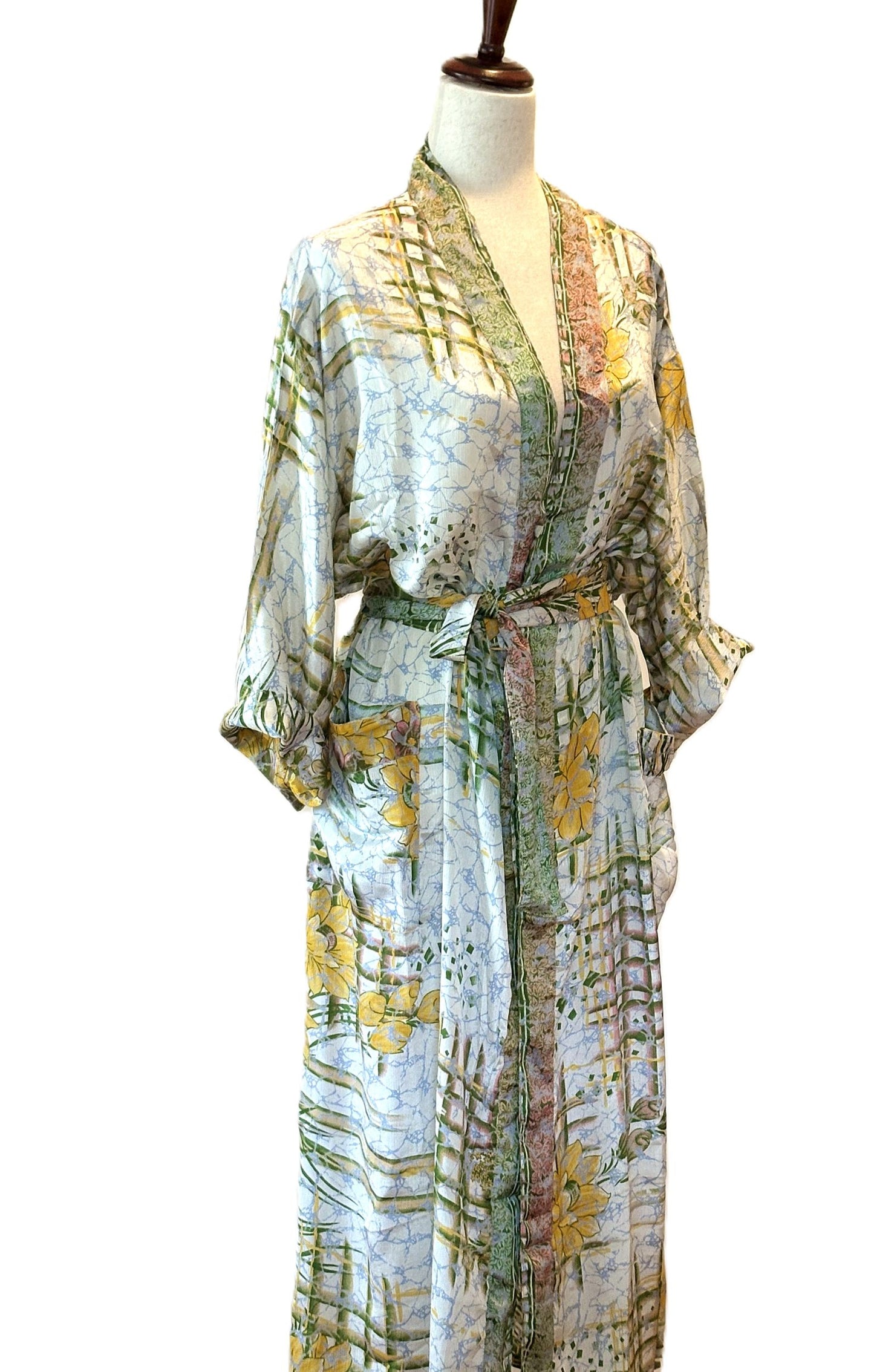 Luxurious and Complex Print Silk Kimono Duster  (Silver)
