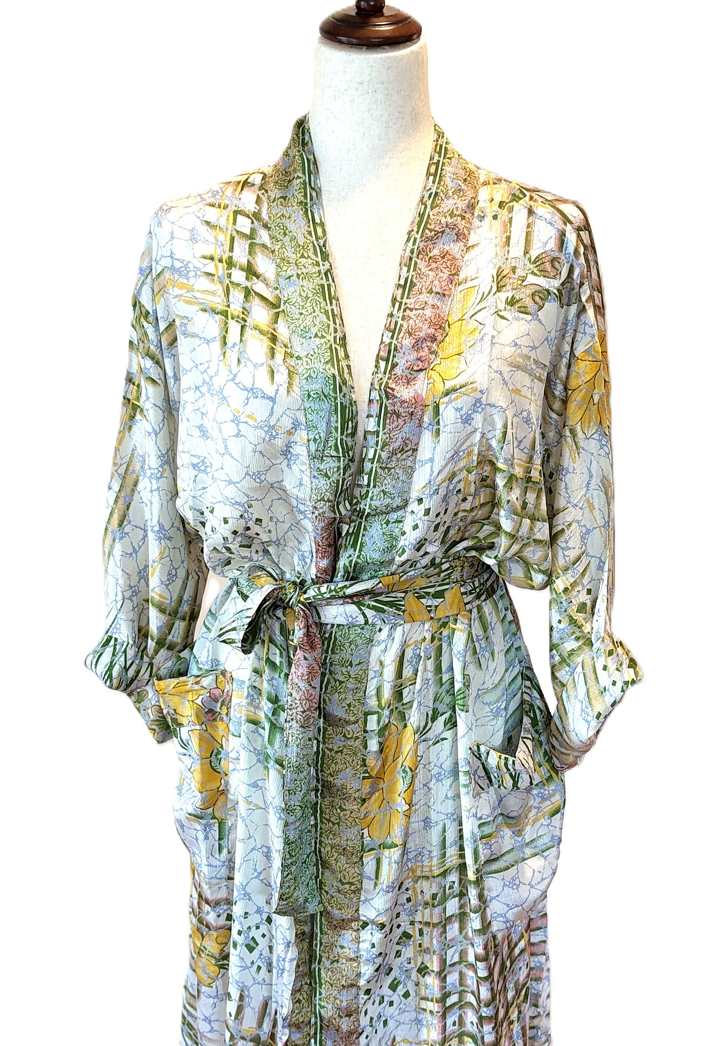Luxurious and Complex Print Silk Kimono Duster  (Silver)
