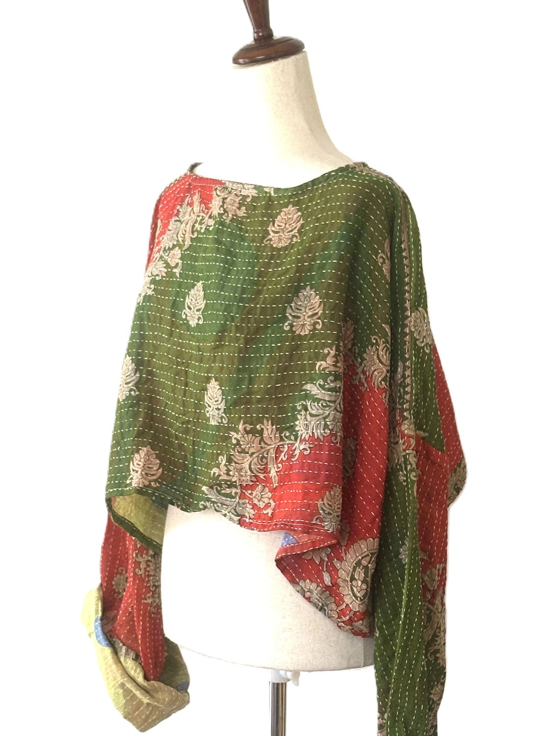 Kantha Bae Duality Crop Top Creates Options. Reversible (red green)
